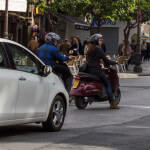 Fotografía del tráfico en una ciudad, imagen ilustrativa
